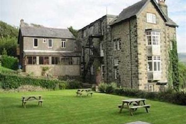 Bae Abermaw Hotel (Wales)